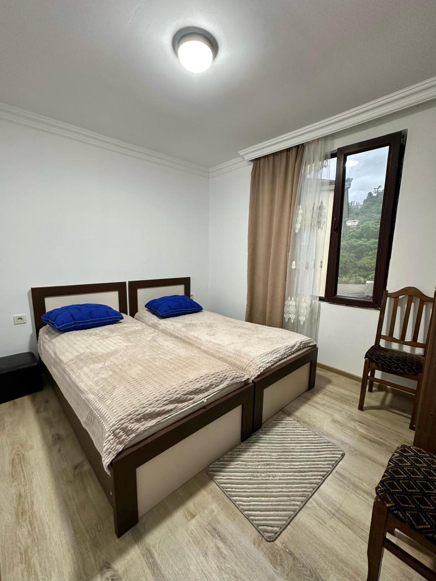 Nita House Hotel Батуми Екстериор снимка