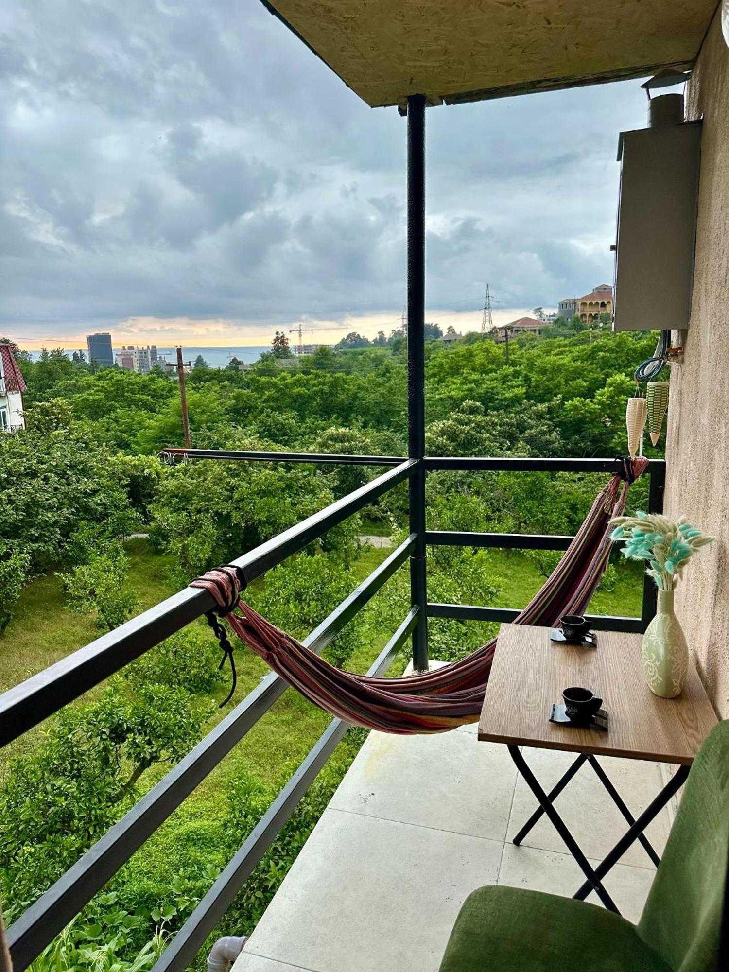 Nita House Hotel Батуми Екстериор снимка